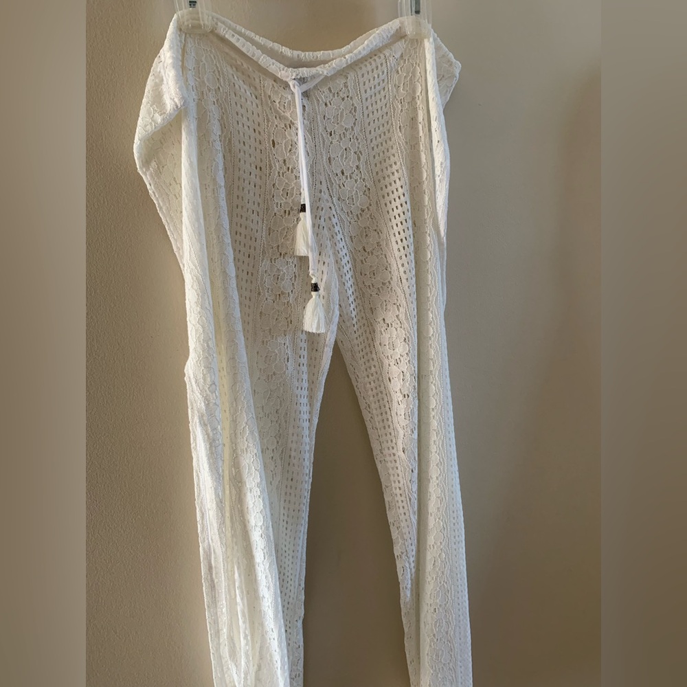 Cover up pants size M white lace